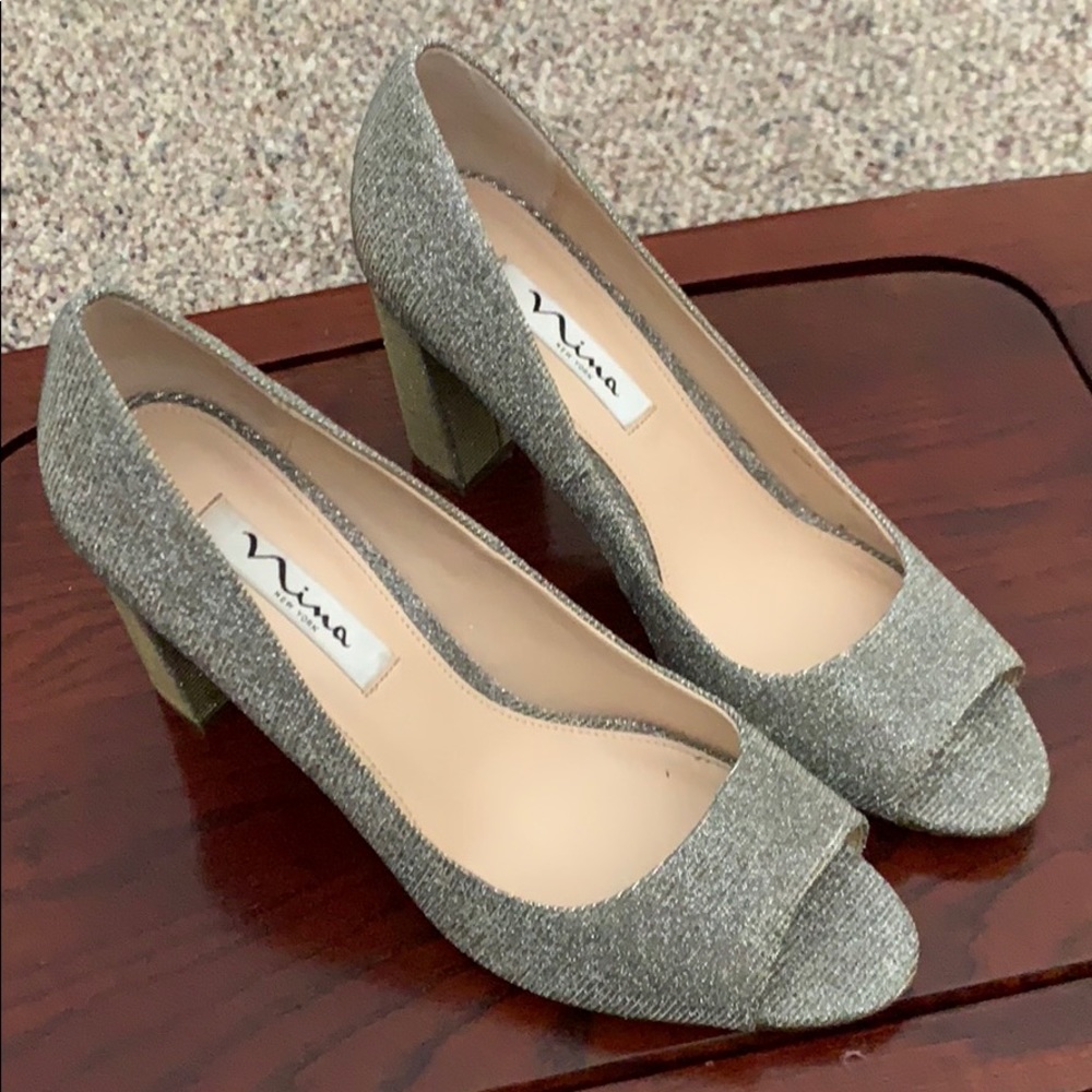 Silver Heels - image 1